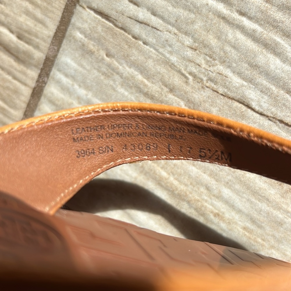 Tori Burch Thora Sandal - Picture 5 of 5